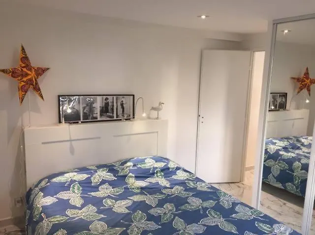 Appartement Lux 1 Chambre, Independant Dans Villa Art Deco, Piscine, Vue Mer & Grasse