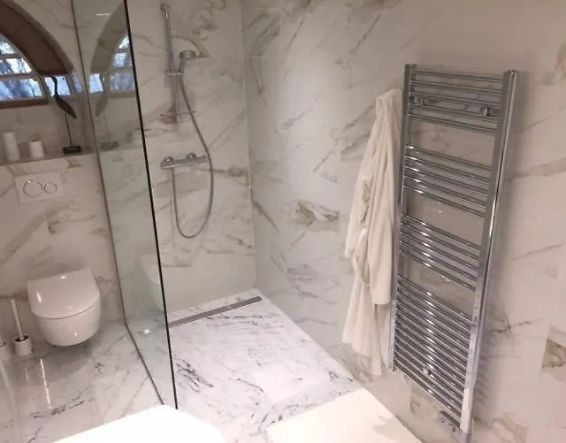 Appartement Lux 1 Chambre, Independant Dans Villa Art Deco, Piscine, Vue Mer & Grasse Apartment
