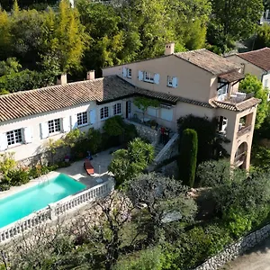 Les Petites Terrasses Gasthuis