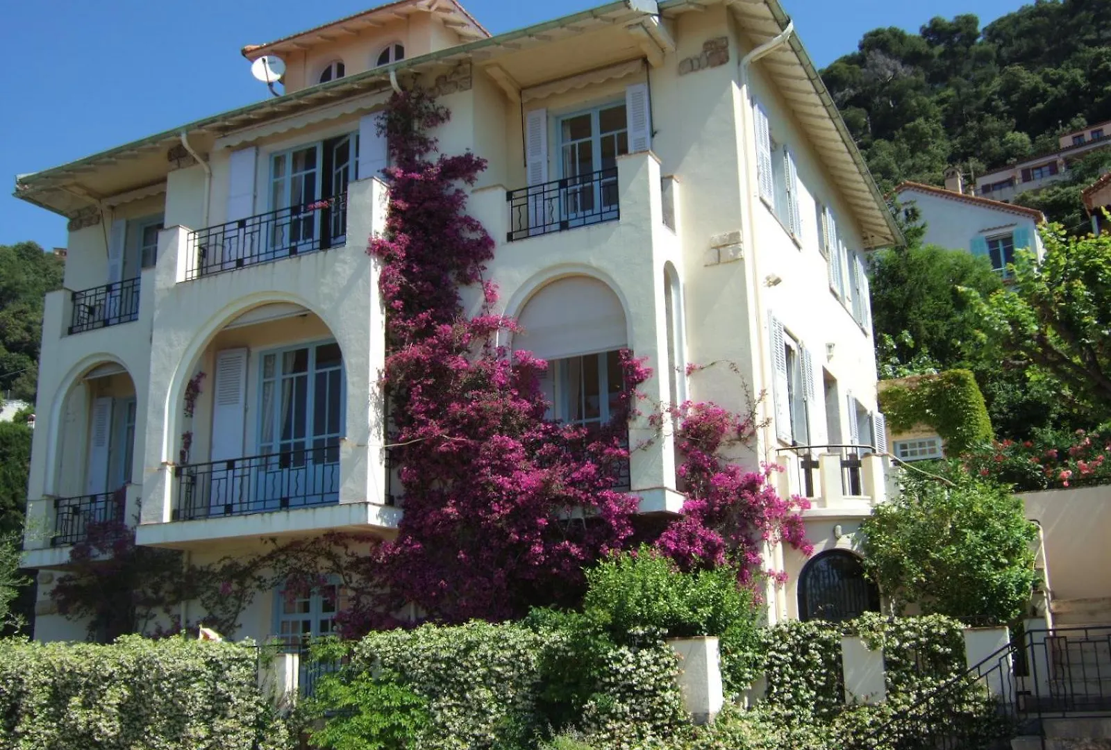 Appartement Lux 1 Chambre, Independant Dans Villa Art Deco, Piscine, Vue Mer & Grasse location